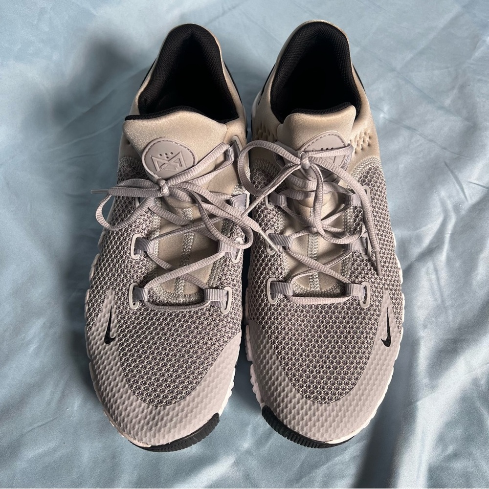 NikeGray METCOM 4 Athletic Sneakers